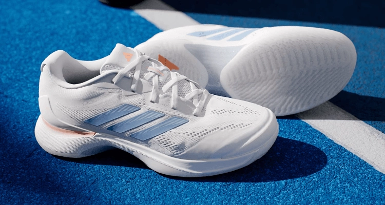 Кроссовки женские Adidas Avacourt (Белый/Синий/Оранжевый) на сайте ten-nis.ru
