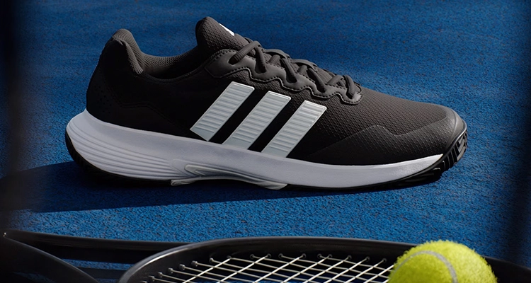 Мужские кроссовки для тенниса Adidas GameCourt 2 в магазине Корт