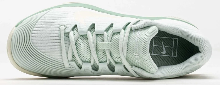 Кроссовки женские теннисные Nike Vapor 12 HC (Светло-Зеленый/Кокос/Серый) на сайте ten-nis.ru