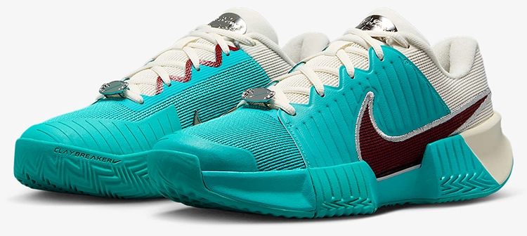Женские кроссовки для тенниса Nike Zoom GP Challenge Pro Clay (Dusty Cactus/Pale Ivory/Metallic Silver/Dark Team Red) в пыльно-бирюзовом цвете в магазине Корт