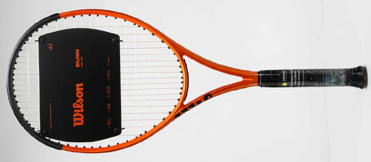 Лёгкая теннисная ракетка Wilson Burn 100LS V6.0 в магазине ten-nis.ru Ракетка для тенниса Wilson Burn 100LS V6.0 в магазине Корт