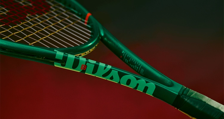 Десятой поколение ракеток для тенниса Wilson Blade 100 16x19 V10.0