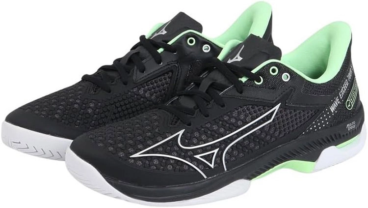 Мужские кроссовки Mizuno Exceed Tour 5 для тенниса в чёрном цвете с серебристо-зелёными элементами в магазине Корт